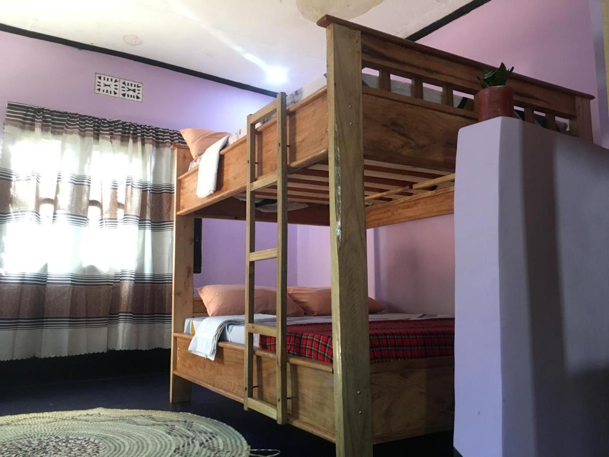 Apartamento Ava Garden Backpackers Mto wa Mbu Exterior foto