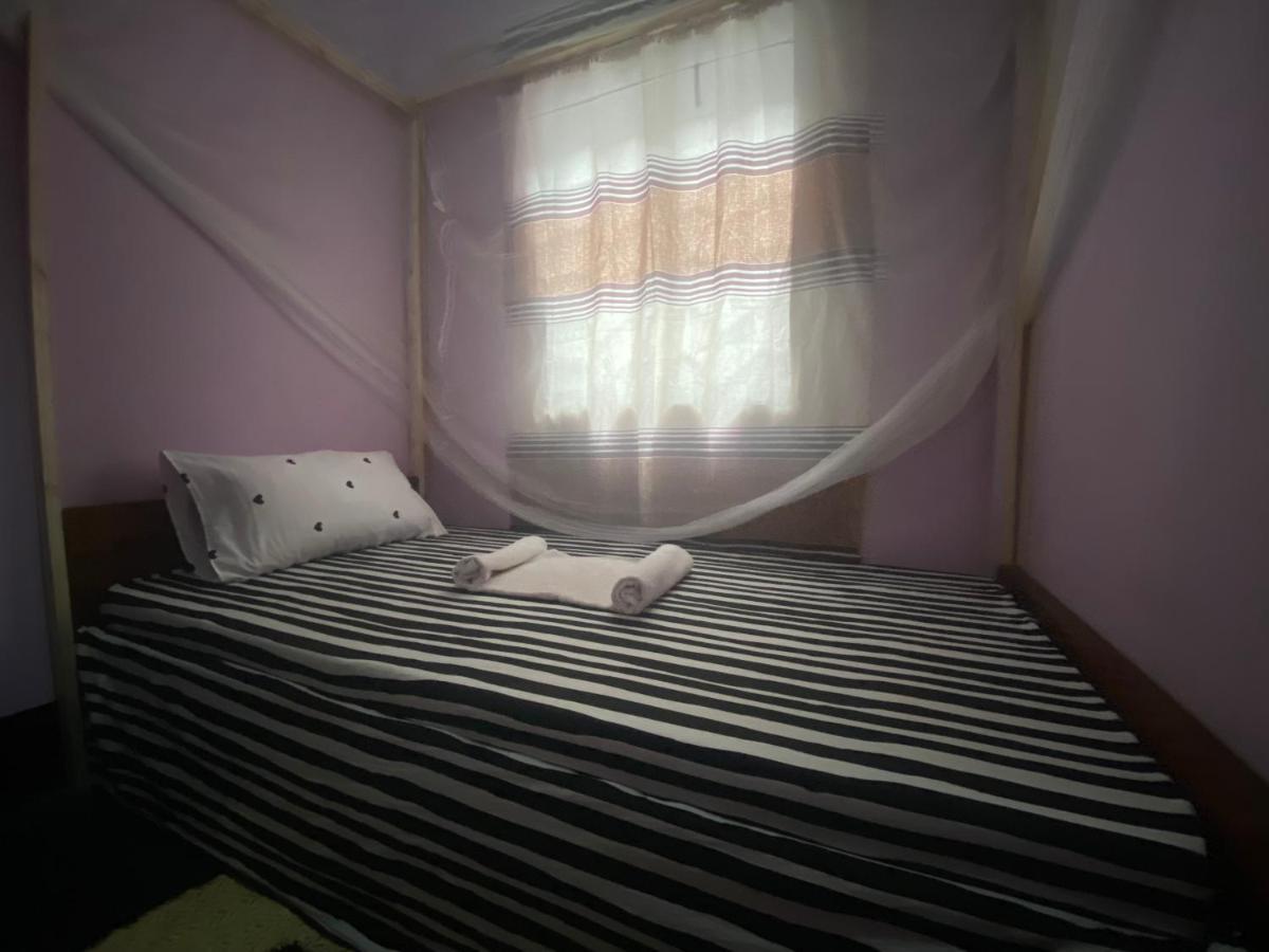 Apartamento Ava Garden Backpackers Mto wa Mbu Exterior foto