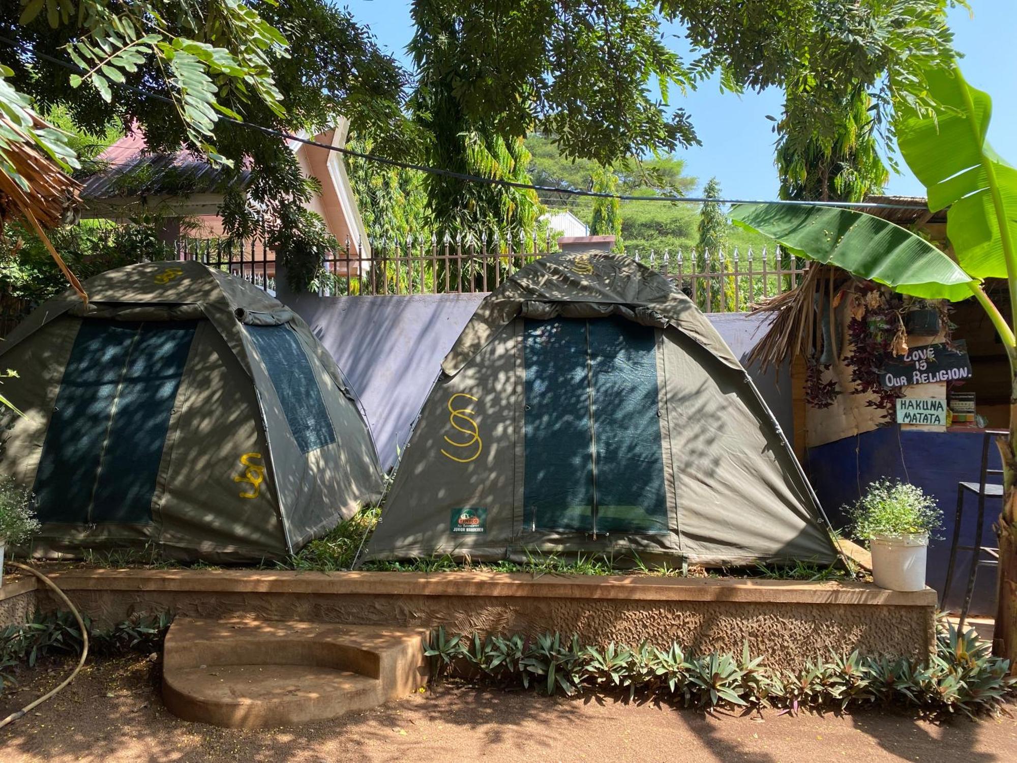 Apartamento Ava Garden Backpackers Mto wa Mbu Exterior foto