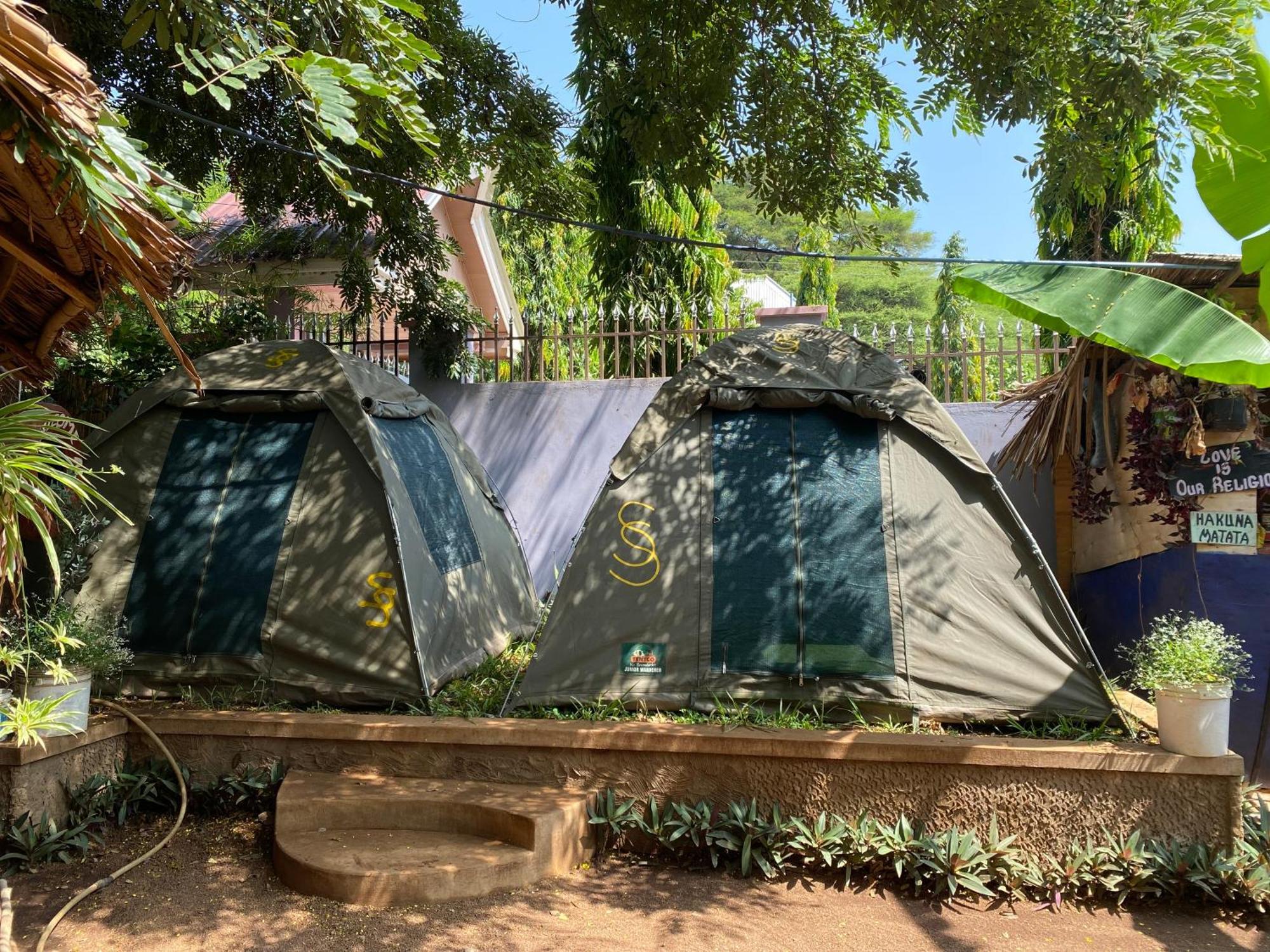 Apartamento Ava Garden Backpackers Mto wa Mbu Exterior foto